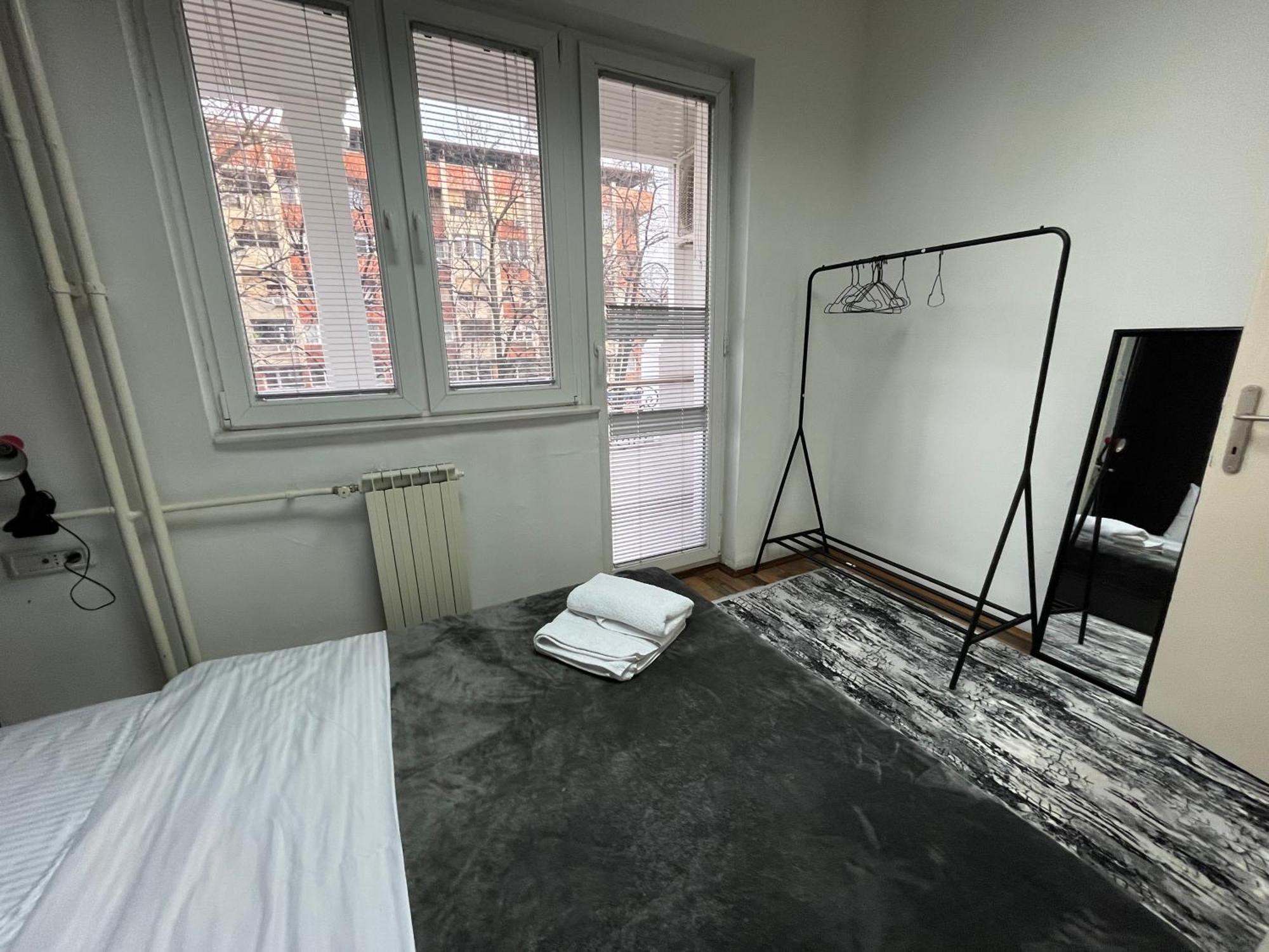 Central M - 5 Apartments 스코페 외부 사진