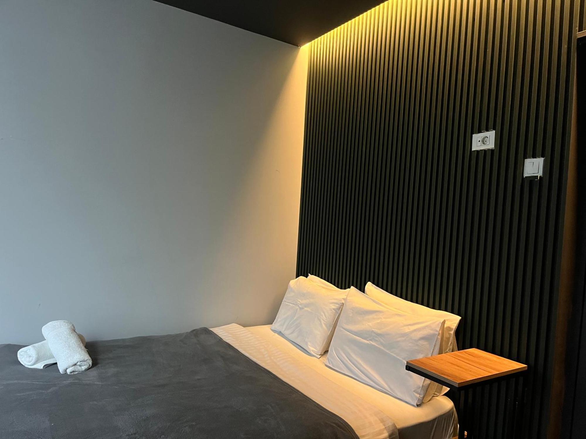 Central M - 5 Apartments 스코페 외부 사진