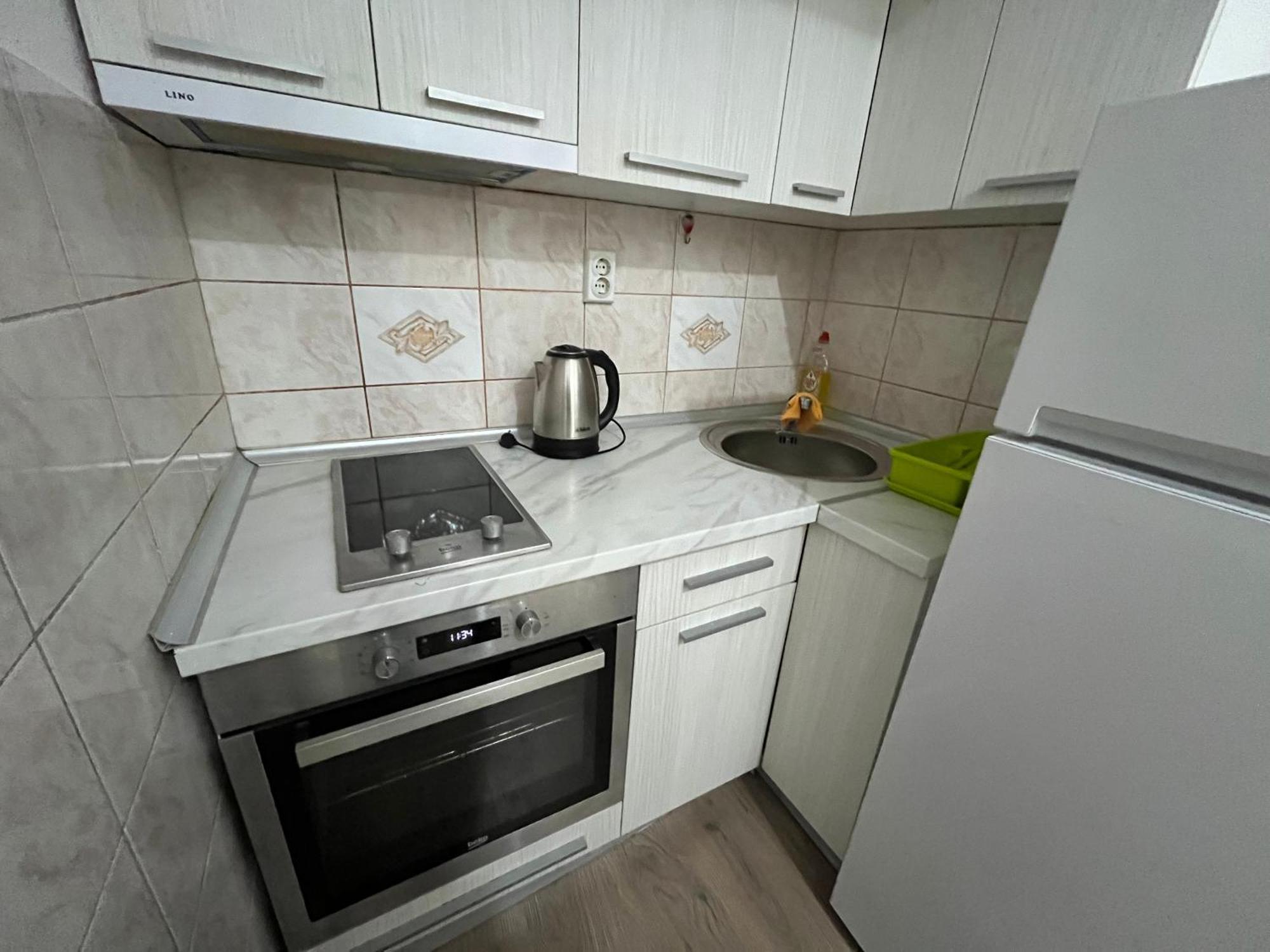 Central M - 5 Apartments 스코페 객실 사진